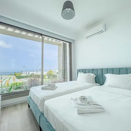 Azure Jade Villa Paralimni