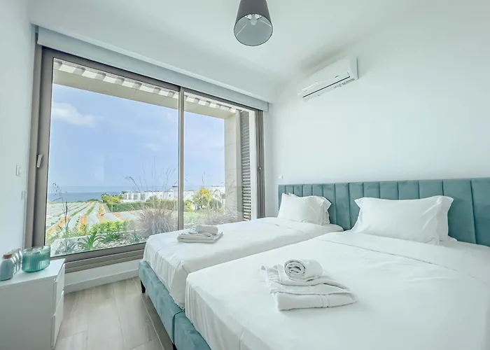 Azure Jade Vilă Protaras